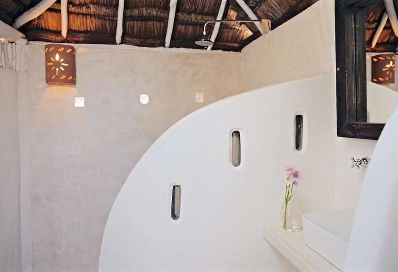 Pokój Standard Widok Boczny Morze, Coco Tulum