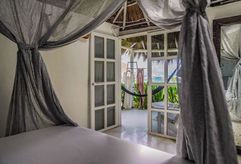 Pokój Standard Widok Boczny Morze, Coco Tulum