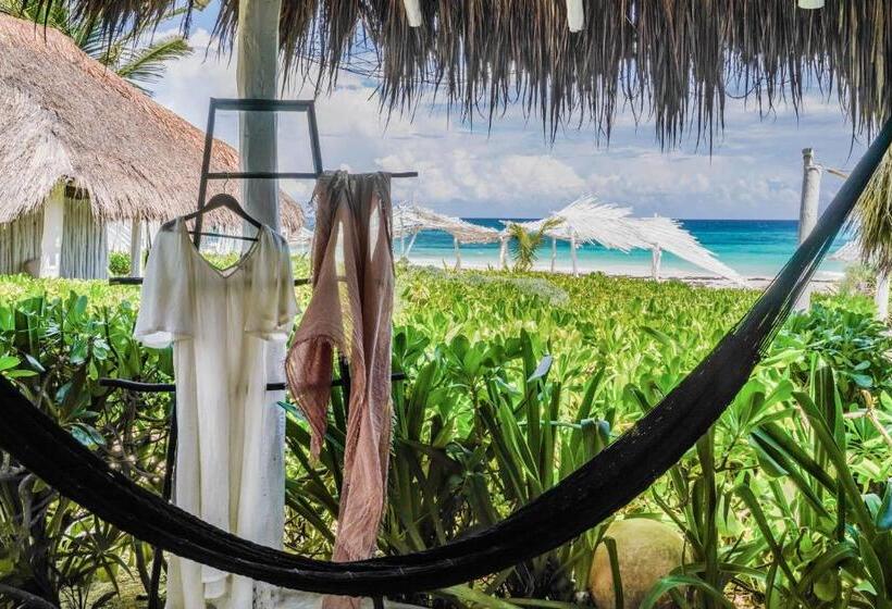 Pokój Standard Widok Boczny Morze, Coco Tulum