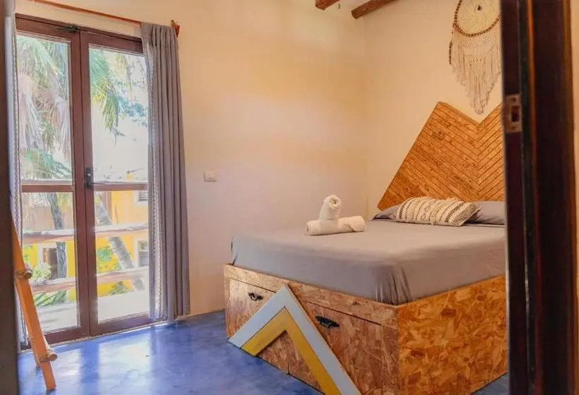 اتاق استاندارد, Tribu Hostel