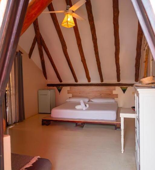 اتاق استاندارد با تخت بزرگ, Tribu Hostel
