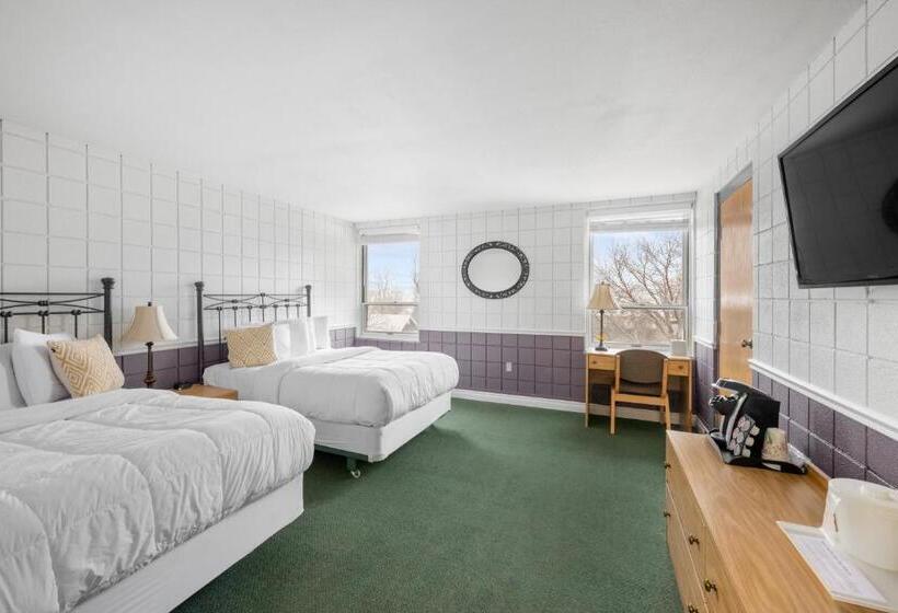 غرفة قياسية, The Fountain Inn