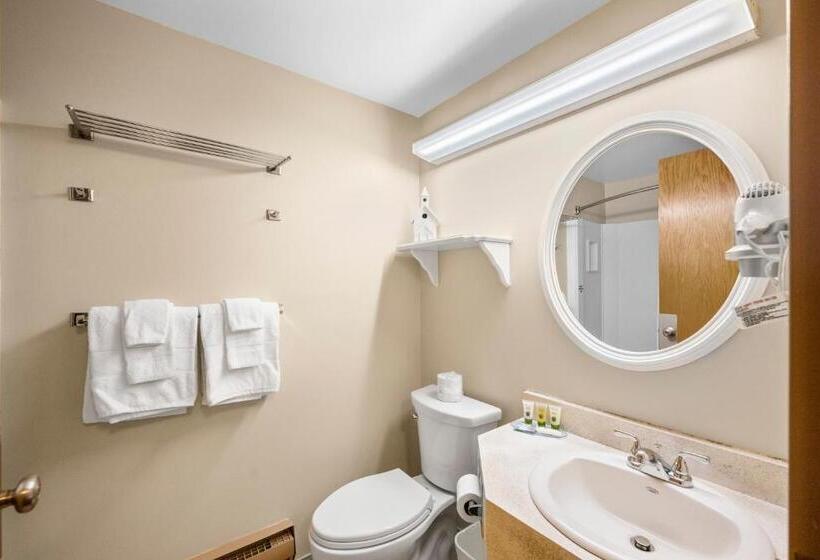 جناح, The Fountain Inn