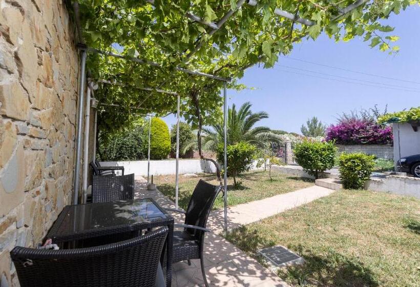 Habitació Triple Estàndard Vista Jardí, Villa Helga Exotic