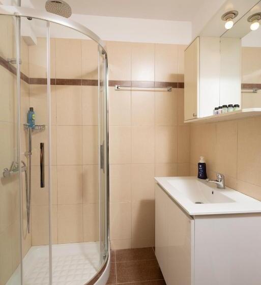 Habitació Quàdruple Estàndard Vista Jardí, Villa Helga Exotic