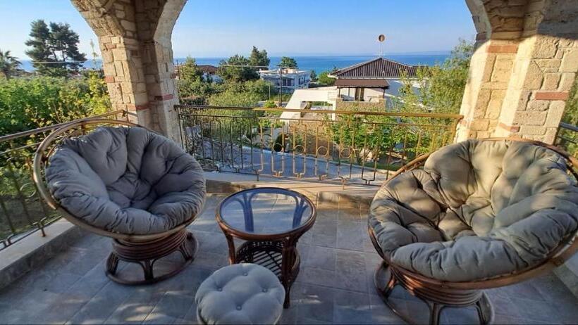 Vila Deluxe 1 Dormitori, Villa Helga Exotic