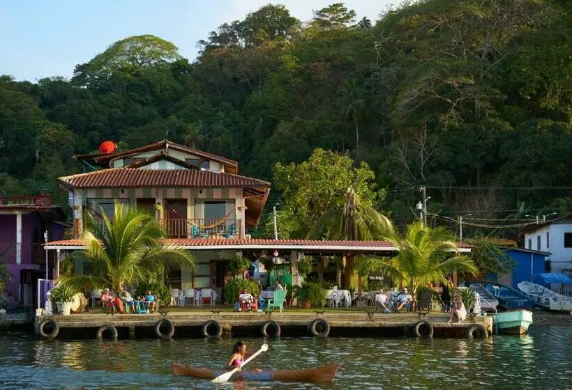 Talo 1 Makuuhuone, Casa Congo & Casa Rayo Verde Restaurante Galeria De Arte