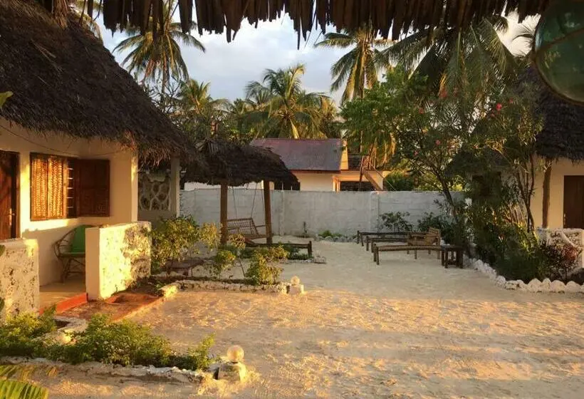 اتاق استاندارد سه نفره, Coco Beach