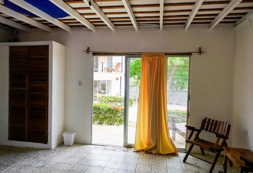 חדר דלוקס, El Pacifico