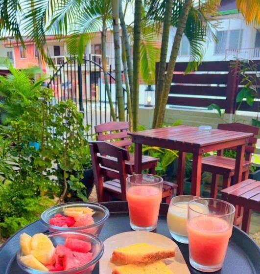 اتاق استاندارد با بالکن, Villa Famiri Boutique