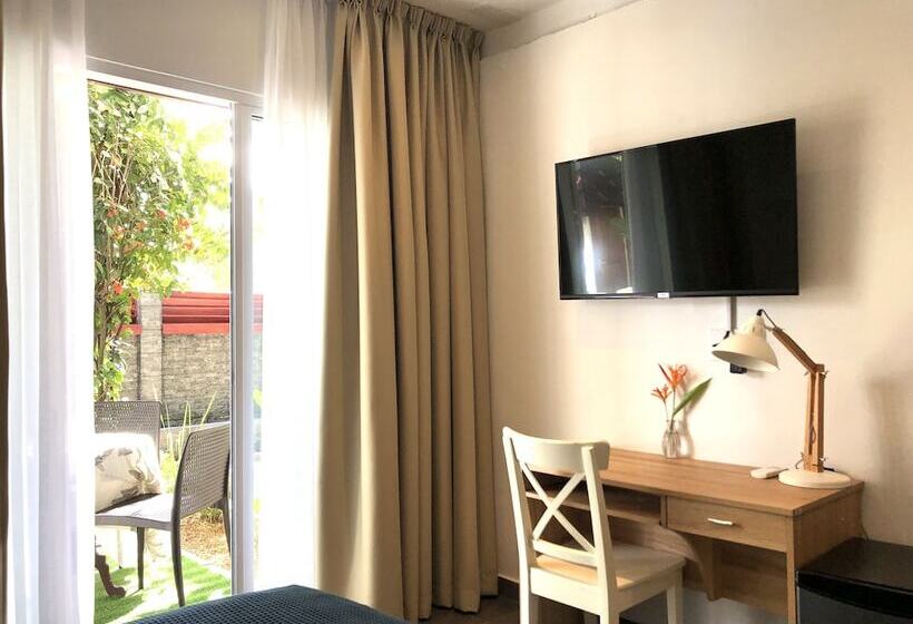 اتاق لوکس, Villa Famiri Boutique