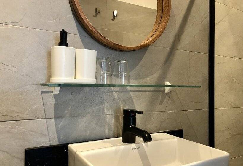 اتاق استاندارد, Villa Famiri Boutique