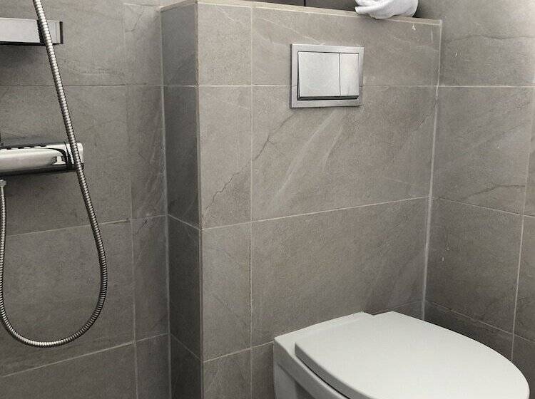 اتاق استاندارد, Villa Famiri Boutique