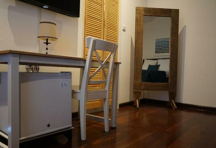 اتاق لوکس, Villa Famiri Boutique