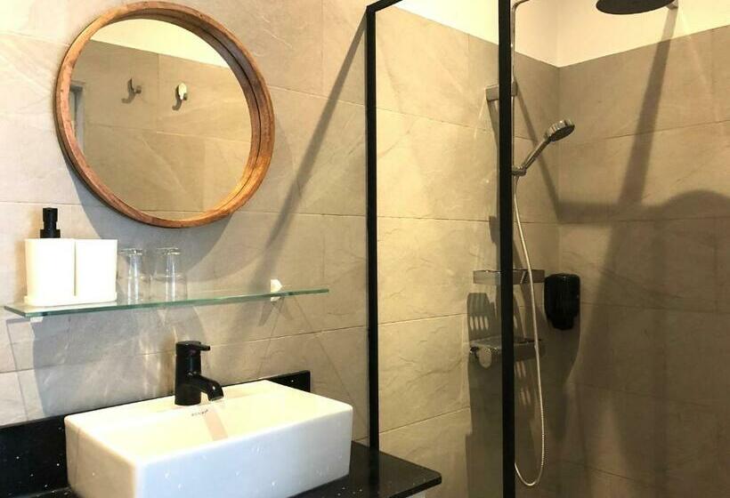 اتاق استاندارد, Villa Famiri Boutique