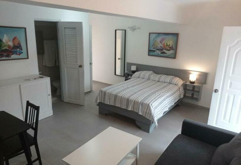 带2个双人床的标准工作室, Casa Coco