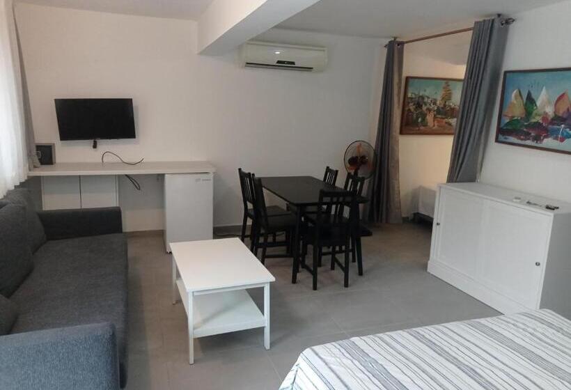 带2个双人床的标准工作室, Casa Coco