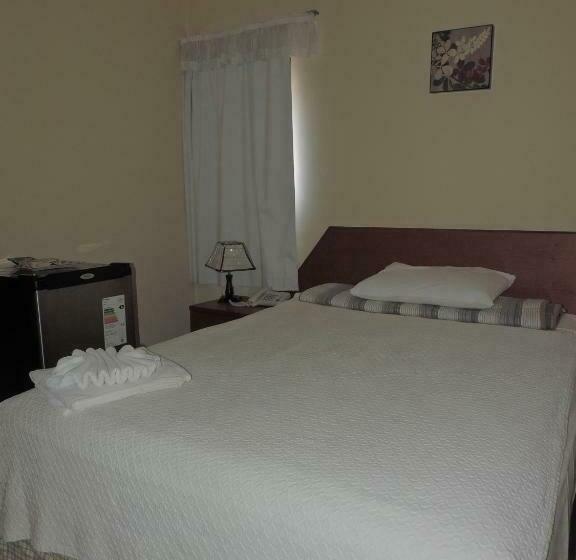 اتاق سوپریور یک تخته, Domingo Savio