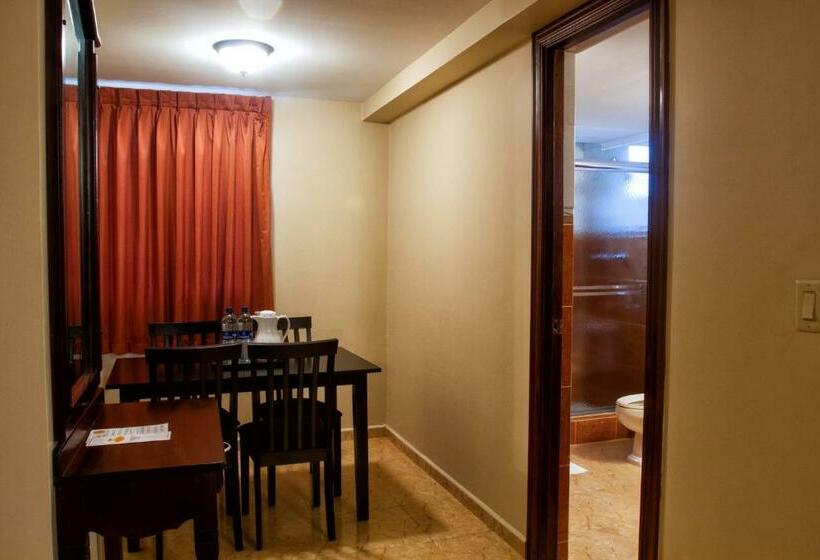 غرفة قياسية, Milan Panama