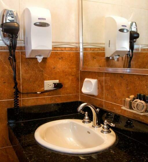 غرفة قياسية, Milan Panama