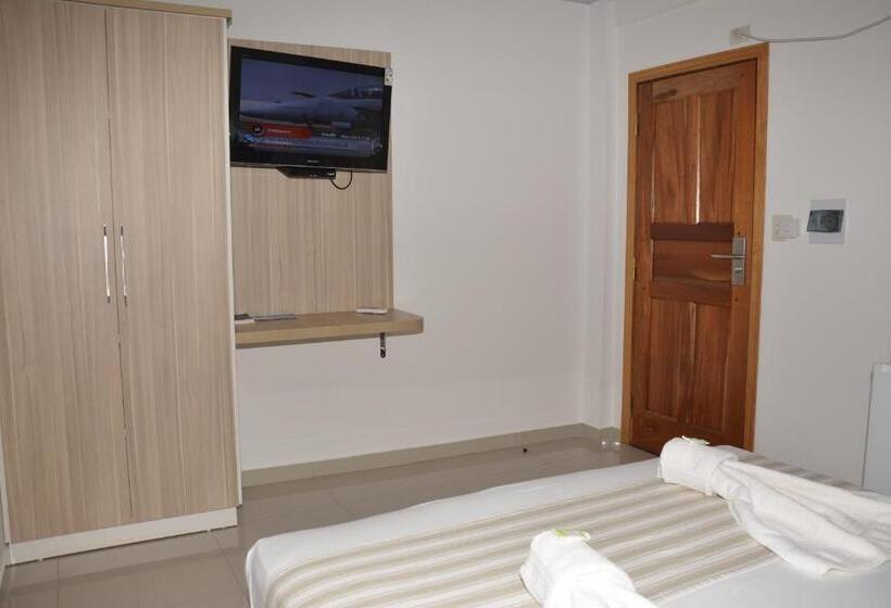 اتاق استاندارد سه نفره, Salzburgo