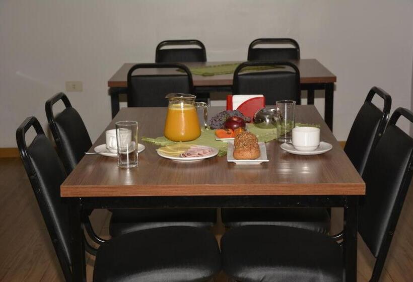 اتاق استاندارد چهار تخته, Salzburgo