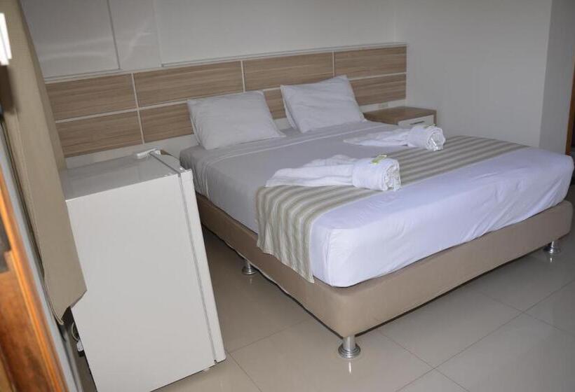 اتاق استاندارد چهار تخته, Salzburgo