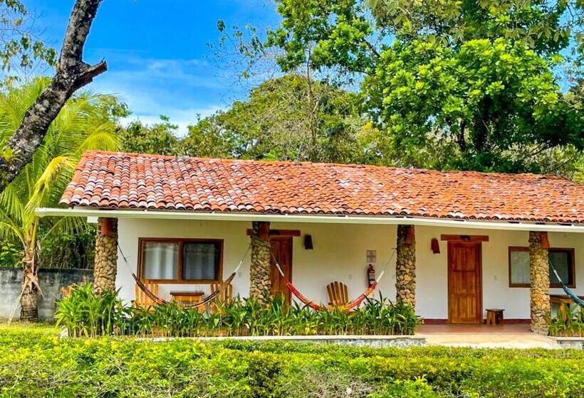 Номер Deluxe, Santa Catalina Panamá