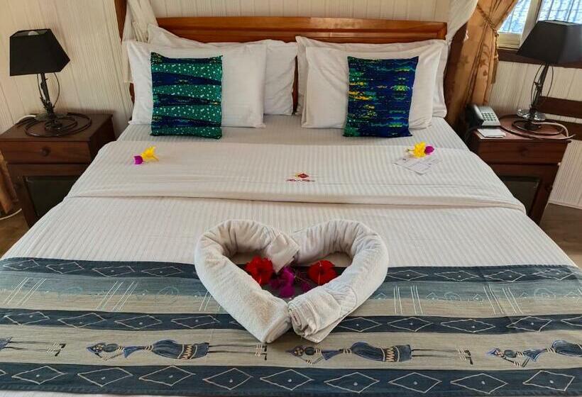 חדר סטנדרט, Tilapia