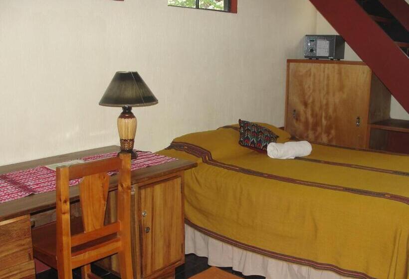 اتاق خانوادگی, Utz Jay