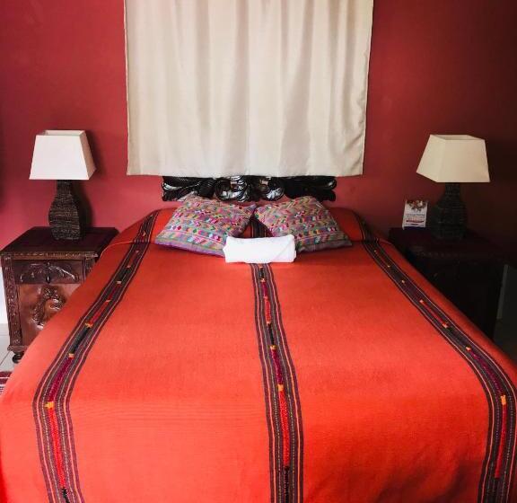 اتاق سوپریور, Utz Jay