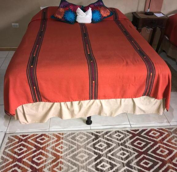 اتاق لوکس, Utz Jay