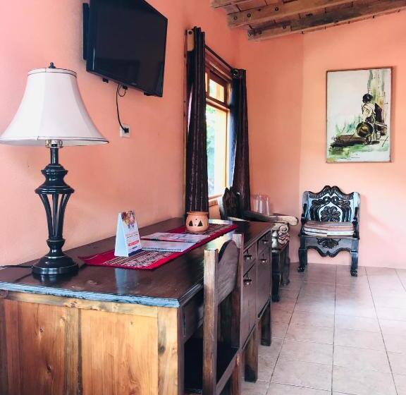 اتاق لوکس, Utz Jay