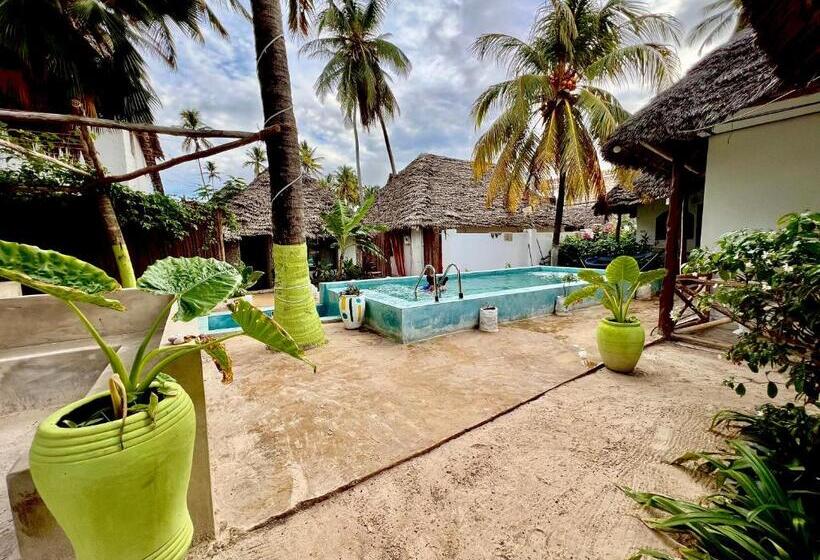 Номер Стандарт с Балконом Вид на Сад, Jambiani White Sands Bungalows