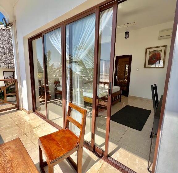 Номер Стандарт Вид на Море, Jambiani White Sands Bungalows