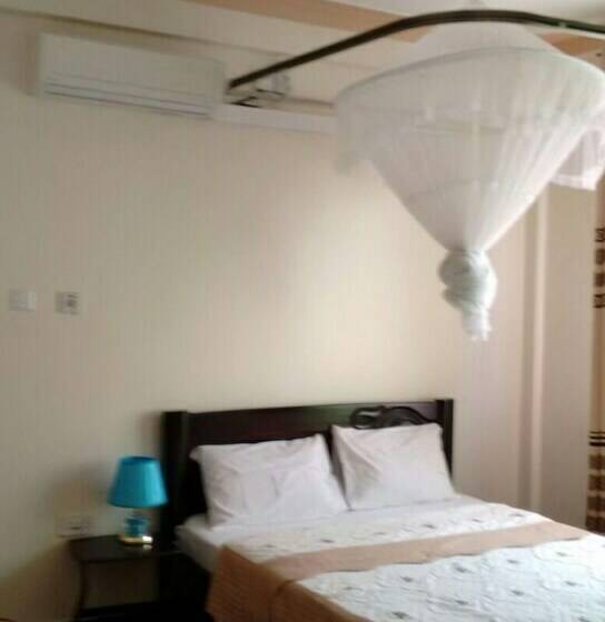 اتاق لوکس, United Motel Entebbe