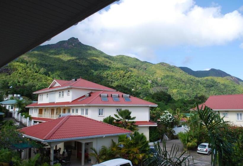 اتاق استاندارد, Marie Laure Suites