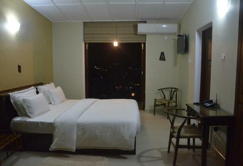 חדר סטנדרט עם מיטת קינג, The Buena Vista Kandy