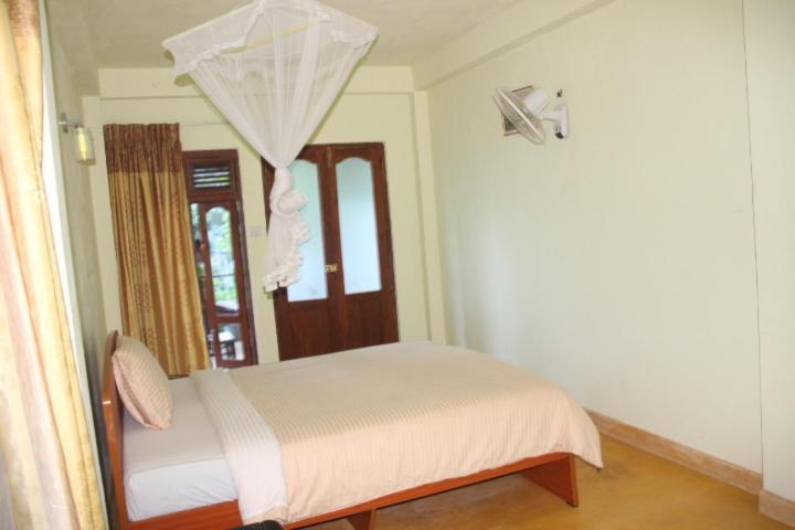 Cameră Economică, Welcome Inn