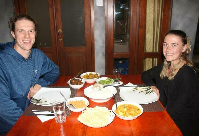 Cameră Economică, Welcome Inn