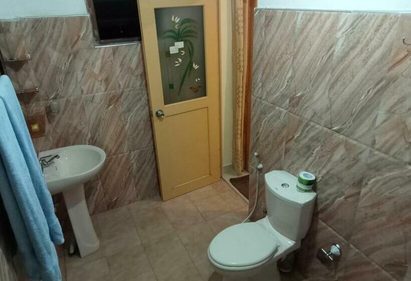 Cameră Economică, Welcome Inn