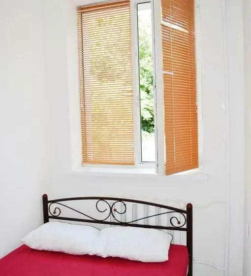اتاق اکونومی, Hostel Railway Kiev
