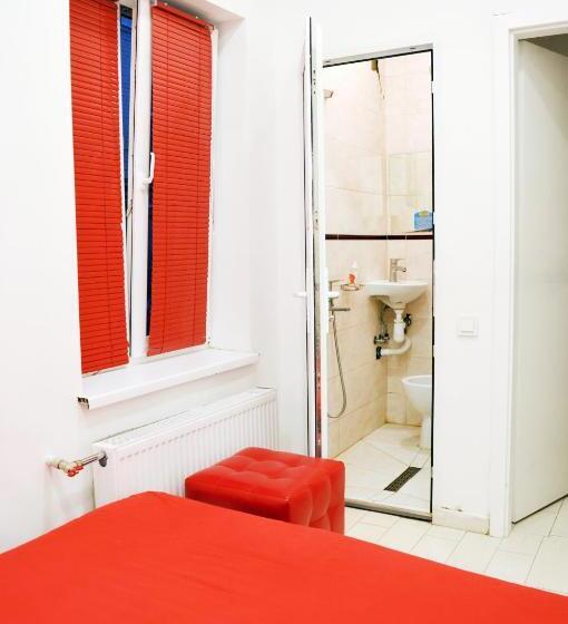 اتاق استاندارد, Hostel Railway Kiev