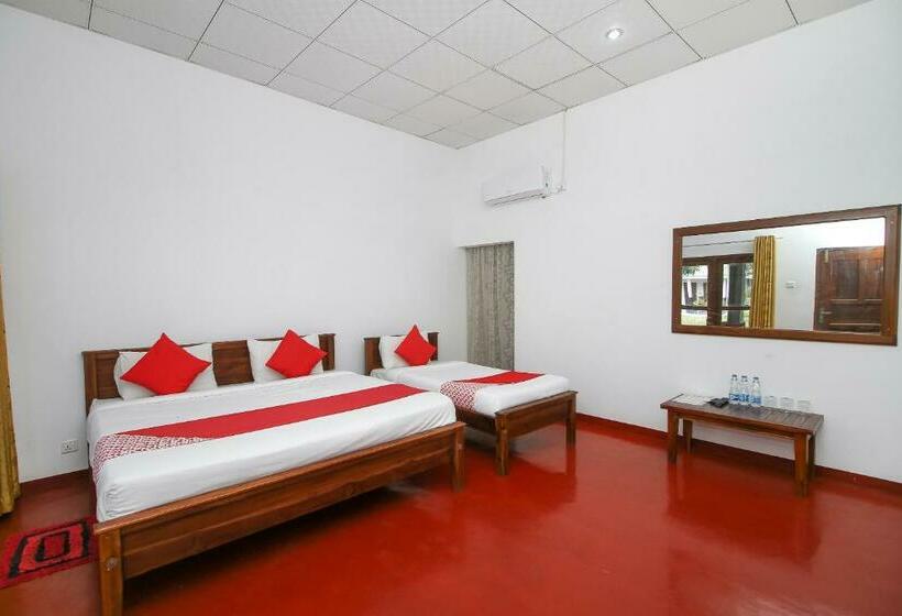 חדר סטנדרט לארבעה, Atara Lagoon Kalpitiya