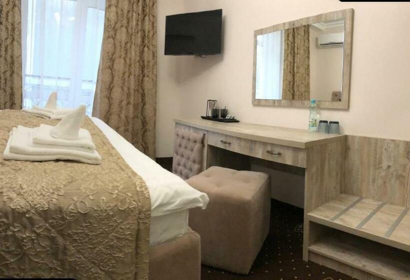 اتاق استاندارد با بالکن, Boutique Tovmed