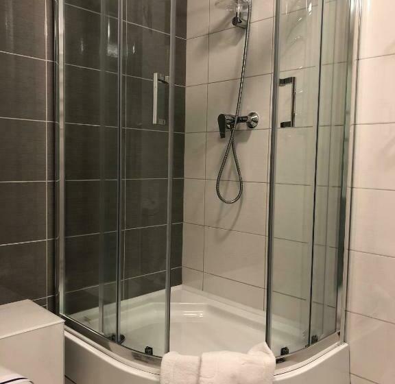 اتاق استاندارد با بالکن, Boutique Tovmed