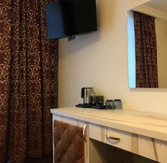 اتاق استاندارد با بالکن, Boutique Tovmed