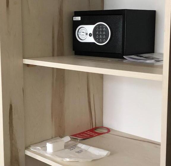 اتاق استاندارد با بالکن, Boutique Tovmed