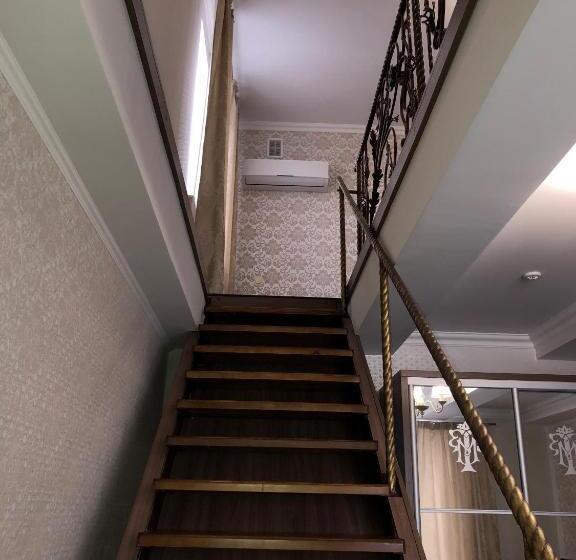 آپارتمان 1 خوابه با بالکن, Boutique Tovmed