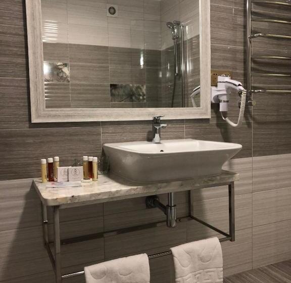 اتاق سوپریور, Boutique Tovmed